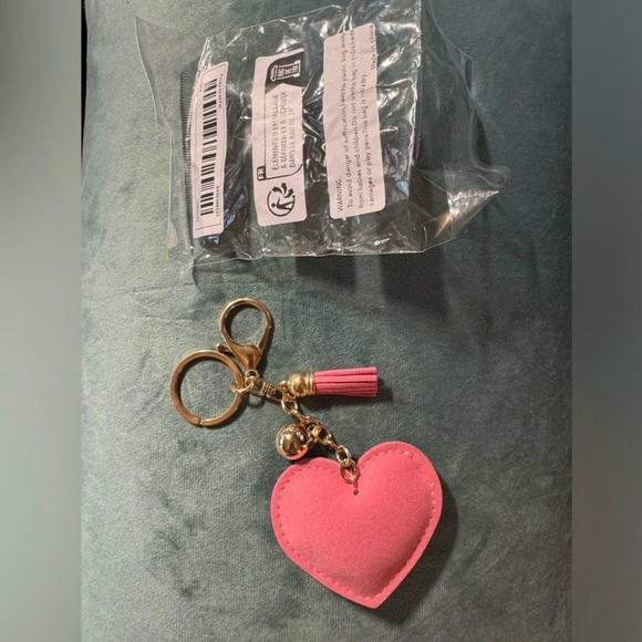 NWT—4 Key Chains/Purse Charms & 1 Tiny Cow—SPARKLY! Customer appreciation gifts! - Picture 5 of 13